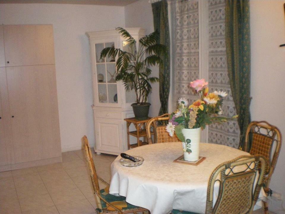 Apartmán Les Fontaines Saint Leonard Honfleur Exteriér fotografie